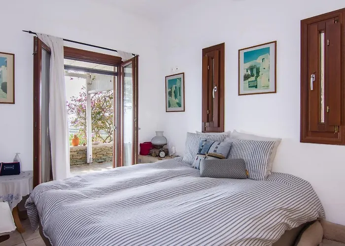 Domitilla Apollonia (Sifnos)