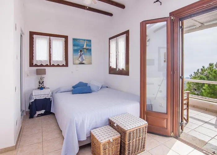 Domitilla Apollonia (Sifnos)